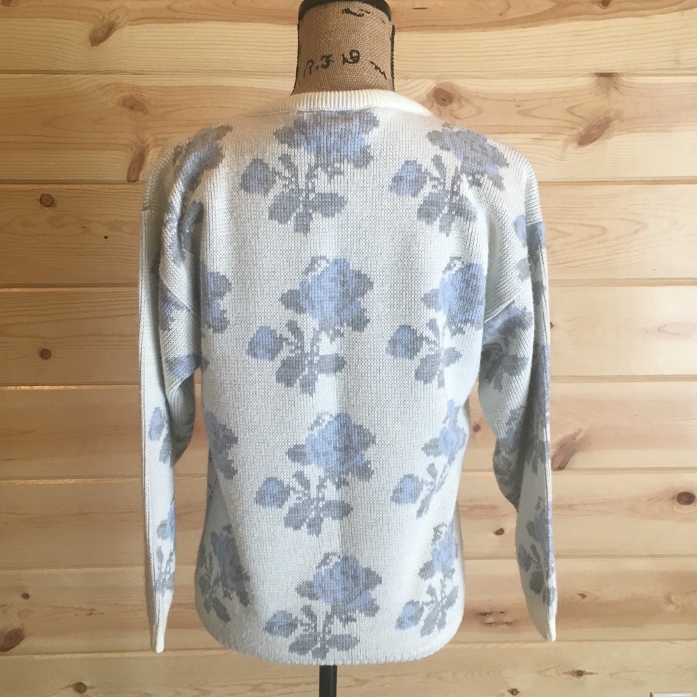 Vintage 90's Cabbage Rose Sweater Medium - Picture 4 of 6
